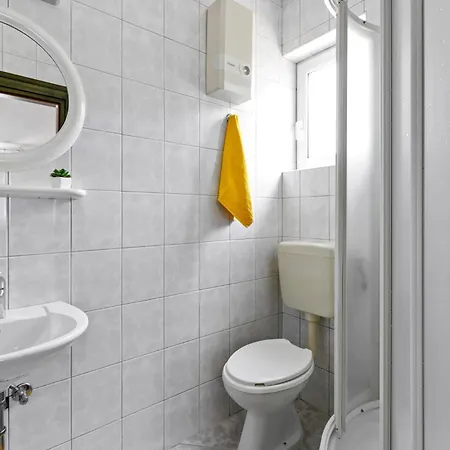 In With Wifi, Private Swimming Pool And Outdoor Swimming Pool * Primosten