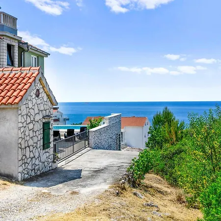 In With Wifi, Private Swimming Pool And Outdoor Swimming Pool * Primosten