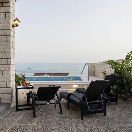 Holiday home In With Wifi, Private Swimming Pool And Outdoor Swimming Pool Primosten